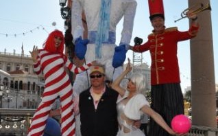 *PHOTOS** Mario Batali Live Cooking Demo at The Venetian