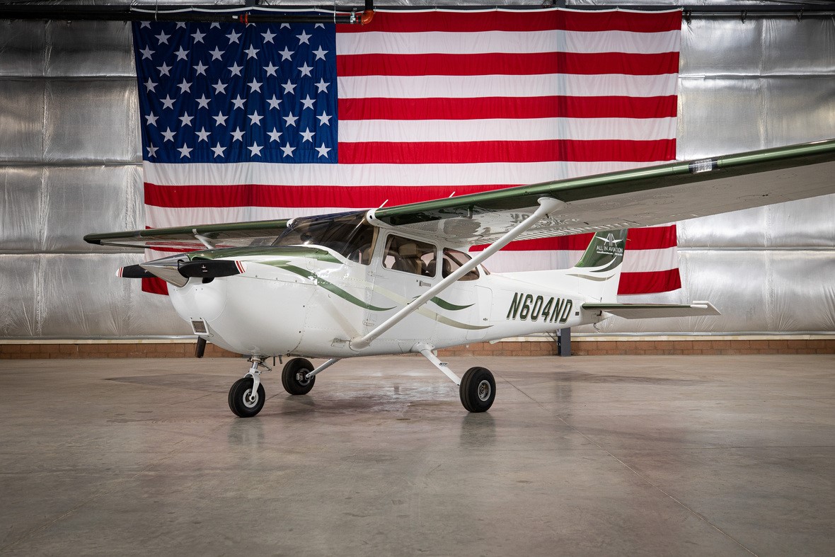All In Aviation flight lessons are conducted in Cessna 172 or Cirrus SR series aircraft, the most technologically advanced single-engine piston planes on the market